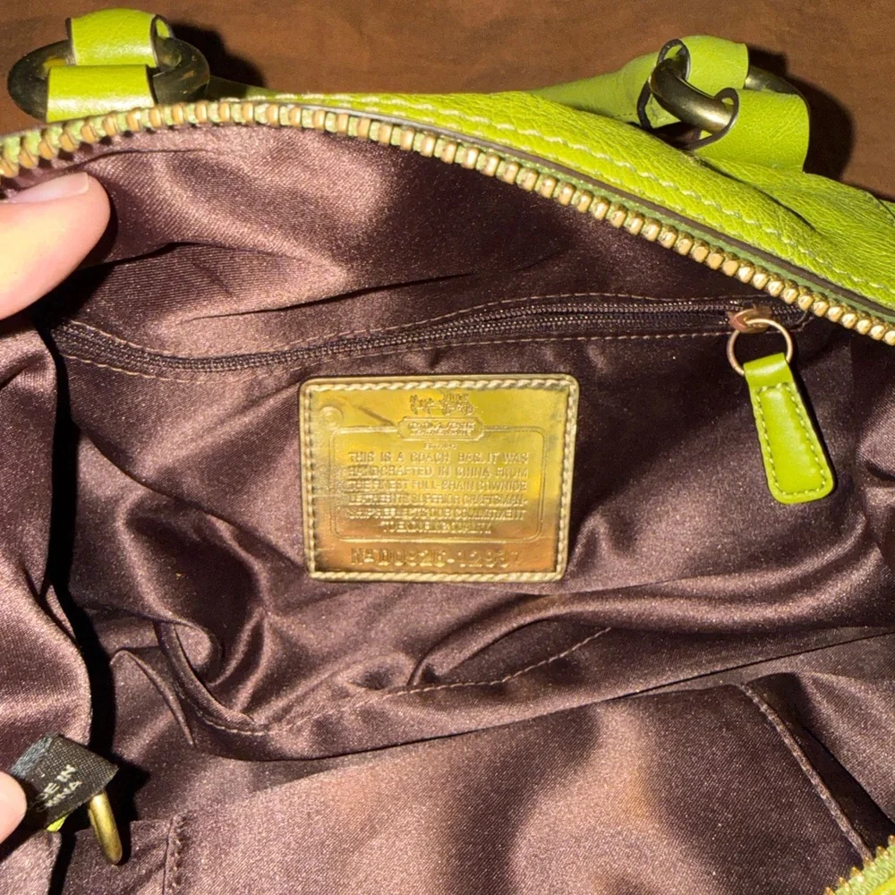 Coach Lime Green Leather Satchel with Gold Hardware - Picture 5 of 6